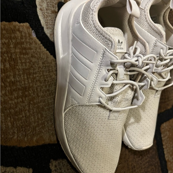 Adidas size 4 1/2 - Picture 7 of 7